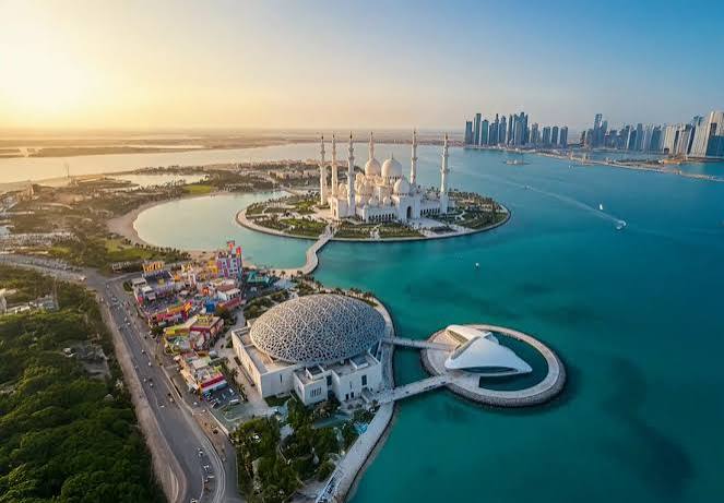 How to Choose a CRM in Abu Dhabi: Complete 2026 Buyer’s Guide How to Choose a CRM in Abu Dhabi: Complete 2026 Buyer’s Guide
